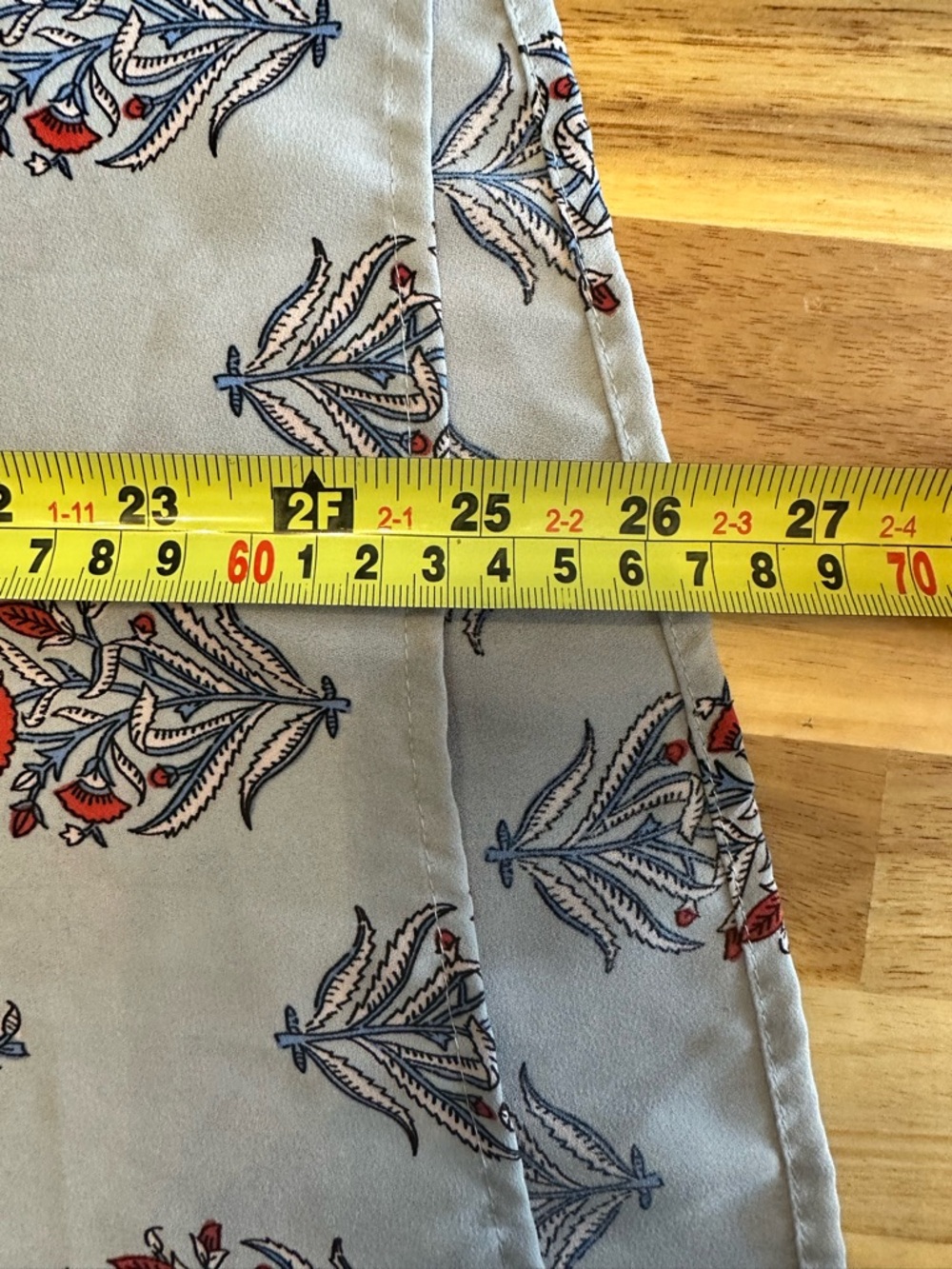 LOFT Ivory Gray Long-Sleeve Floral Peasant Blouse with Red Print sz L - Picture 10 of 13